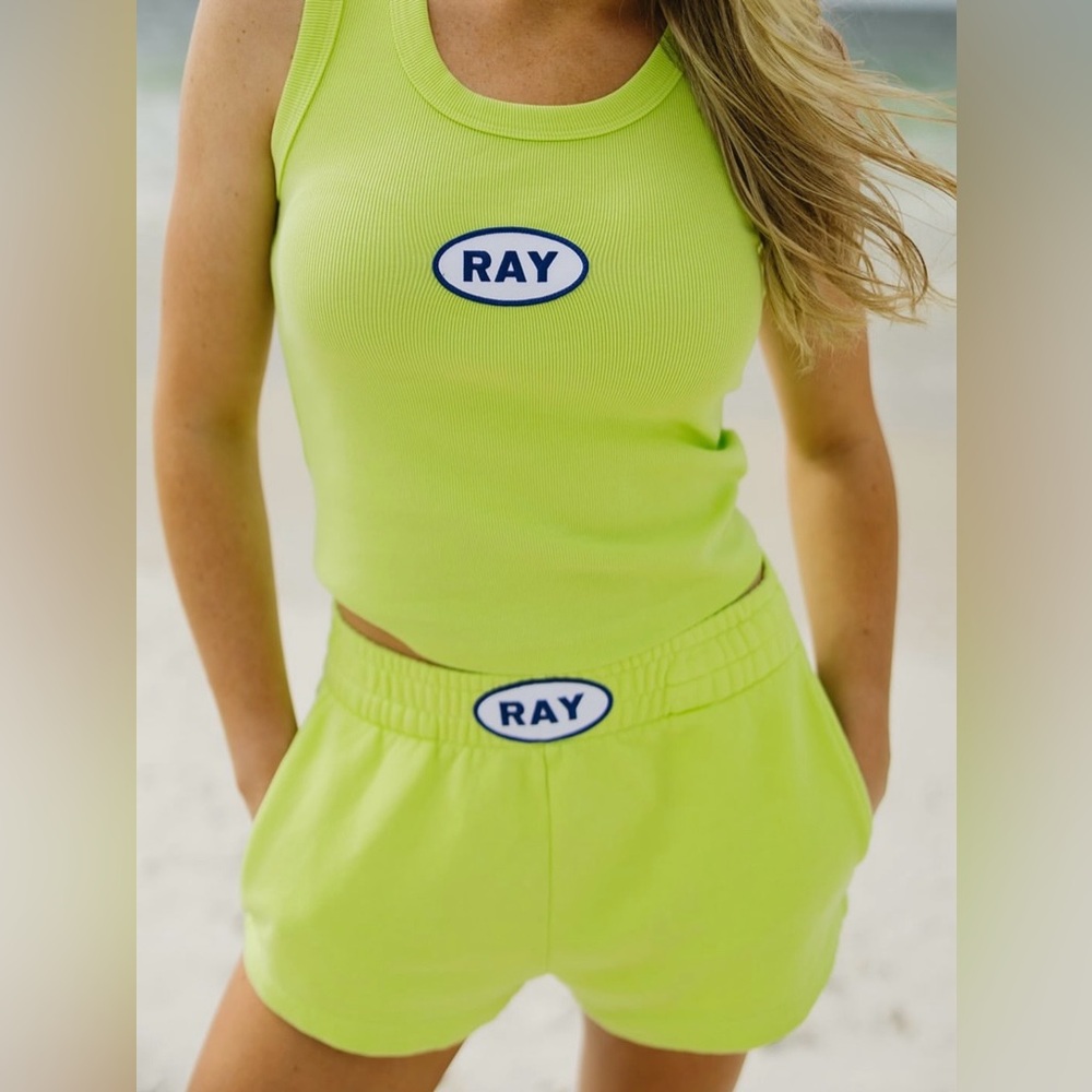 NWT Ray The Brand Classic Sweatshorts in Palm in a size XS
